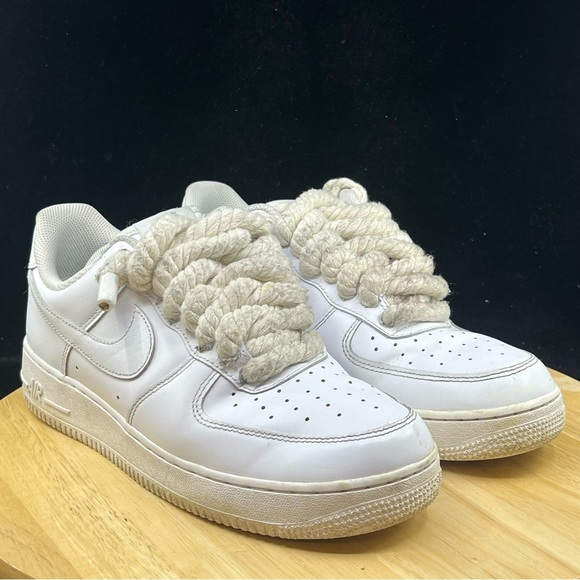 Nike Air Force 1 Low '07 Triple White Retro Classic CW2288-111 All Men's Size 10 - Picture 8 of 10